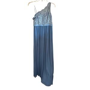 David's Bridal Girls size 16 formal gown wedding bridesmaid dusty blue